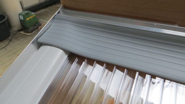 Aluminium muurprofiel + rubber € 15,00 per meter - Afbeelding 2